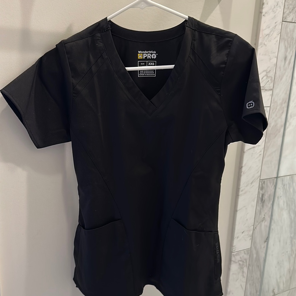 Wonderwink pro scrub shirt with pockets